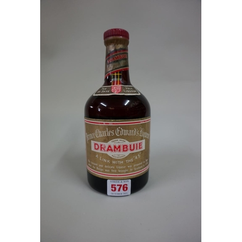 576 - A 23 2/3 fl.oz. bottle of Drambuie, 1950s/60s bottling.