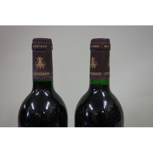 593 - Two 75cl bottles of Chateau de Fieuzal, 1986, Pessac-Leognan. (2)