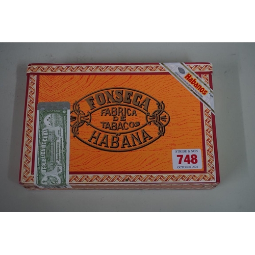 748 - An incomplete box of seventeen Fonseca 'Delicias' cigars. (17)