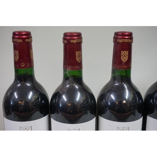 772 - Four 75cl bottles of Chateau Labegorce Zede, Margaux, 2002; together with two 75cl bottles of Chatea... 