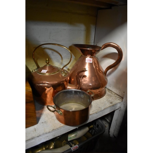 1232 - An old copper one gallon haystack measure; and two other copper items. (3)