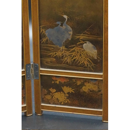 1289 - A very fine Japanese gold lacquer and shibayama table screen, possibly attributable to Masaaki, 30.5... 