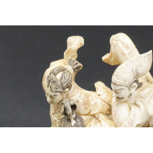 1299 - A good Japanese carved ivory okimono figure group, Meiji, depicting three Samurai warriors, signed, ... 