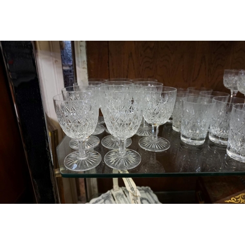 1338 - A good suite of Thomas Webb 'Wellington' pattern cut glass. (105)