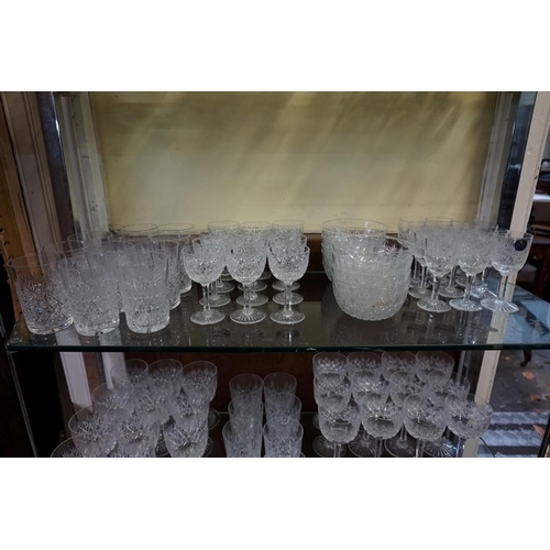 1338 - A good suite of Thomas Webb 'Wellington' pattern cut glass. (105)