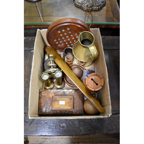 1368 - A mixed lot, to include treen; an olive wood stamp box; a solitaire board; brass etc.... 