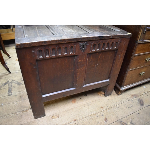 1415 - A late 17th century small oak panelled coffer, 81cm wide.