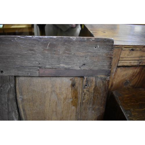 1415 - A late 17th century small oak panelled coffer, 81cm wide.