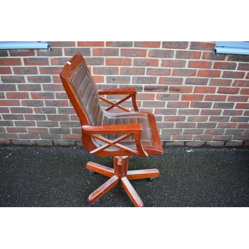 1462 - A contemporary hardwood desk chair, labelled 'Starbay', (mechanism faulty).