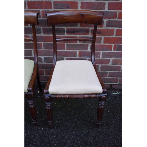 1463 - A pair of George IV mahogany dining chairs, in the manner of Gillows. 