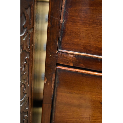 1437 - An early 19th century mahogany and line inlaid bowfront chest of drawers, 105cm wide. ... 