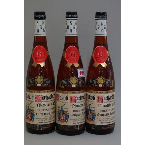 101 - Three 75cl bottles of Niersteiner Hergottstroppfchen Auslese, 1967, Jakob Gerhardt. (3)... 