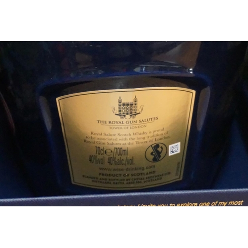 113 - A 70cl bottle of Royal Salute 21 year old blended whisky, in card presentation box.