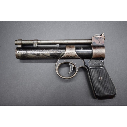 1720 - A Webley & Scott Junior Mk11 .177 calibre air pistol, with sliding top catch.