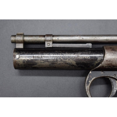 1720 - A Webley & Scott Junior Mk11 .177 calibre air pistol, with sliding top catch.