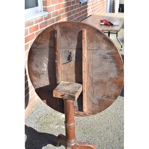 1071 - A carved oak prie dieu prayer desk; together with a Georgian oak tripod table and an oak stool.... 