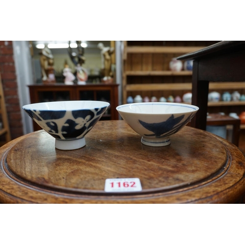 1113 - A collection of Japanese blue and white porcelain. 