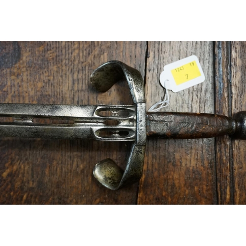 1756 - A rare Continental Renaissance left handed or parrying dagger, with 23cm bifurcated blade.... 