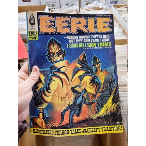 318 - CREEPY/EERIE: collection of approx 74 comics to include Creepy, Eerie, Vampirella, and related ... 