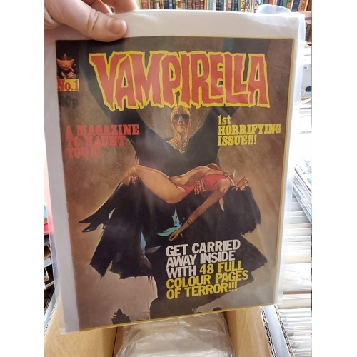 318 - CREEPY/EERIE: collection of approx 74 comics to include Creepy, Eerie, Vampirella, and related ... 