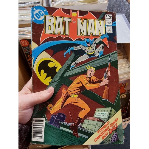 320 - DC COMICS: BATMAN: approx 180 mixed issues pub. DC Comics, generally in good to very good condition.... 