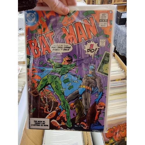 320 - DC COMICS: BATMAN: approx 180 mixed issues pub. DC Comics, generally in good to very good condition.... 