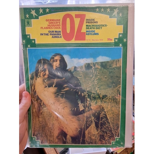 322 - OZ MAGAZINE: a group of 14 issues including First Issue 25 Dec 1969: together with approx 50 ot... 