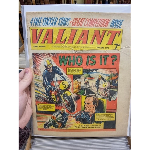 330 - VALIANT: collection of approx 137 issues, Valiant and TV21 comic, early 1970s period, generally in g... 