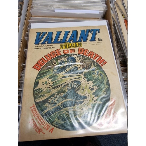 330 - VALIANT: collection of approx 137 issues, Valiant and TV21 comic, early 1970s period, generally in g... 