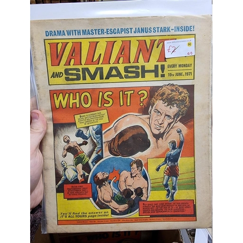 330 - VALIANT: collection of approx 137 issues, Valiant and TV21 comic, early 1970s period, generally in g... 