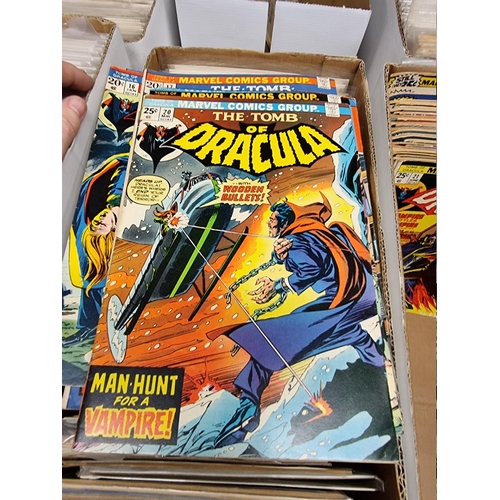 332 - COMICS: MARVEL AND UNDERGROUND: group of approx 194 mixed issues and titles, to include approx 90 mi... 