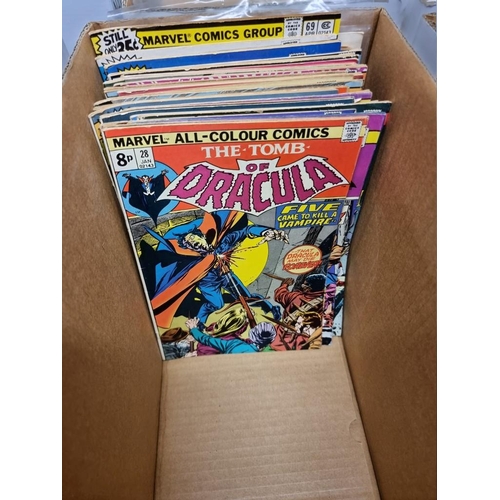 332 - COMICS: MARVEL AND UNDERGROUND: group of approx 194 mixed issues and titles, to include approx 90 mi... 