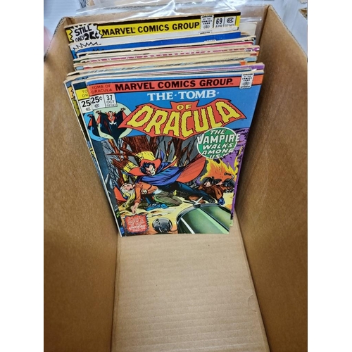 332 - COMICS: MARVEL AND UNDERGROUND: group of approx 194 mixed issues and titles, to include approx 90 mi... 