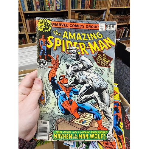 334 - SPIDERMAN: collection of approx 150+ mixed comics, to include a quantity of 'The Amazing Spider... 