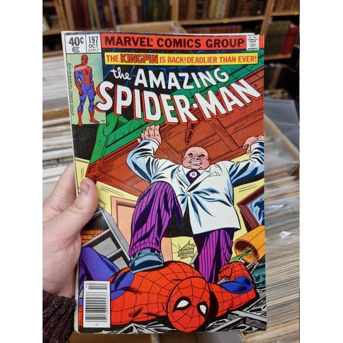 334 - SPIDERMAN: collection of approx 150+ mixed comics, to include a quantity of 'The Amazing Spider... 