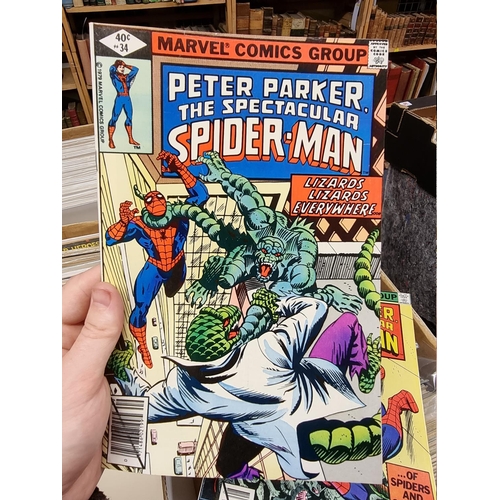 334 - SPIDERMAN: collection of approx 150+ mixed comics, to include a quantity of 'The Amazing Spider... 