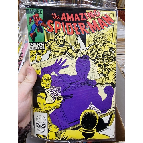 334 - SPIDERMAN: collection of approx 150+ mixed comics, to include a quantity of 'The Amazing Spider... 