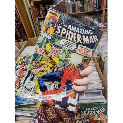 334 - SPIDERMAN: collection of approx 150+ mixed comics, to include a quantity of 'The Amazing Spider... 