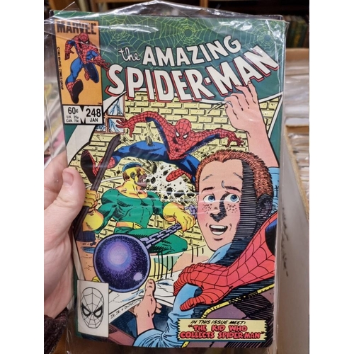 334 - SPIDERMAN: collection of approx 150+ mixed comics, to include a quantity of 'The Amazing Spider... 