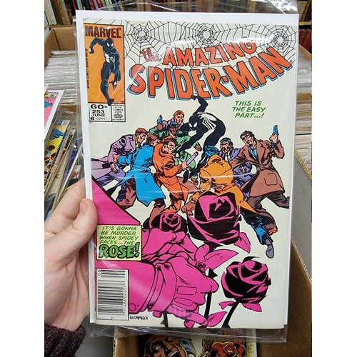 334 - SPIDERMAN: collection of approx 150+ mixed comics, to include a quantity of 'The Amazing Spider... 