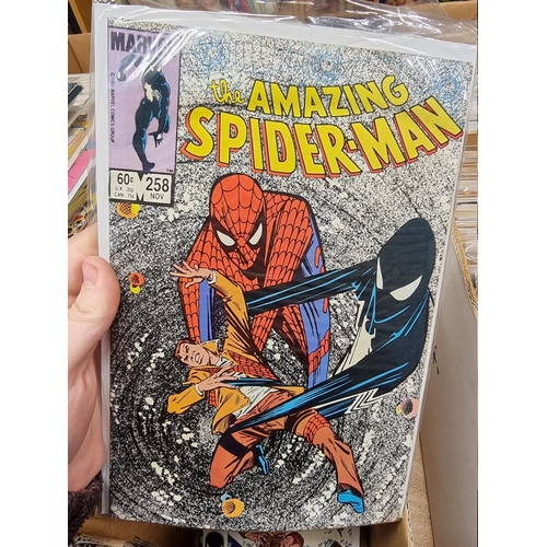 334 - SPIDERMAN: collection of approx 150+ mixed comics, to include a quantity of 'The Amazing Spider... 