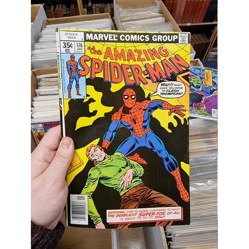 334 - SPIDERMAN: collection of approx 150+ mixed comics, to include a quantity of 'The Amazing Spider... 