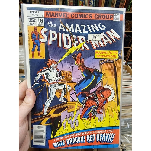 334 - SPIDERMAN: collection of approx 150+ mixed comics, to include a quantity of 'The Amazing Spider... 