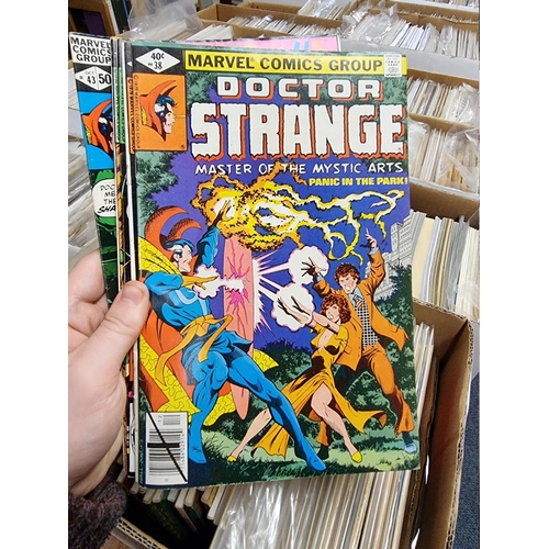 335 - SWAMP THING/DOCTOR STRANGE: collection of approx 218 mixed issues, largely 1970s-80s period, ge... 