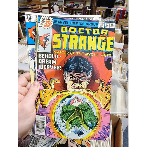 335 - SWAMP THING/DOCTOR STRANGE: collection of approx 218 mixed issues, largely 1970s-80s period, ge... 