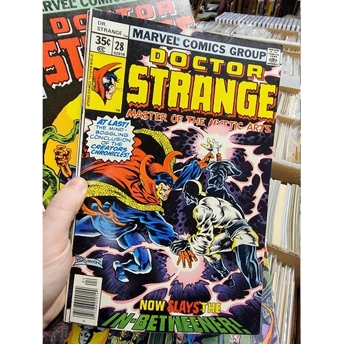 335 - SWAMP THING/DOCTOR STRANGE: collection of approx 218 mixed issues, largely 1970s-80s period, ge... 