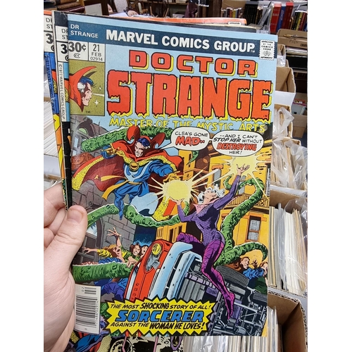 335 - SWAMP THING/DOCTOR STRANGE: collection of approx 218 mixed issues, largely 1970s-80s period, ge... 