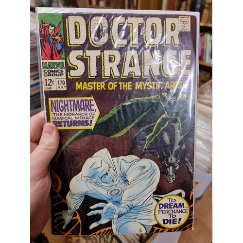 335 - SWAMP THING/DOCTOR STRANGE: collection of approx 218 mixed issues, largely 1970s-80s period, ge... 