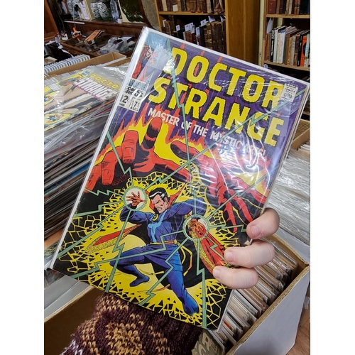 335 - SWAMP THING/DOCTOR STRANGE: collection of approx 218 mixed issues, largely 1970s-80s period, ge... 