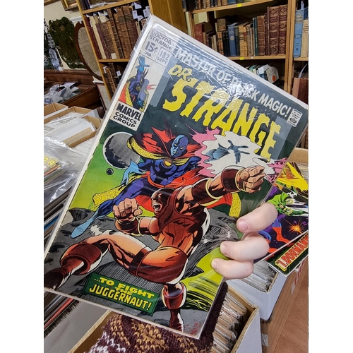 335 - SWAMP THING/DOCTOR STRANGE: collection of approx 218 mixed issues, largely 1970s-80s period, ge... 